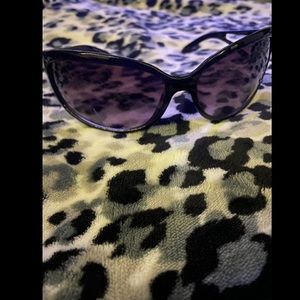 Black sunglasses
